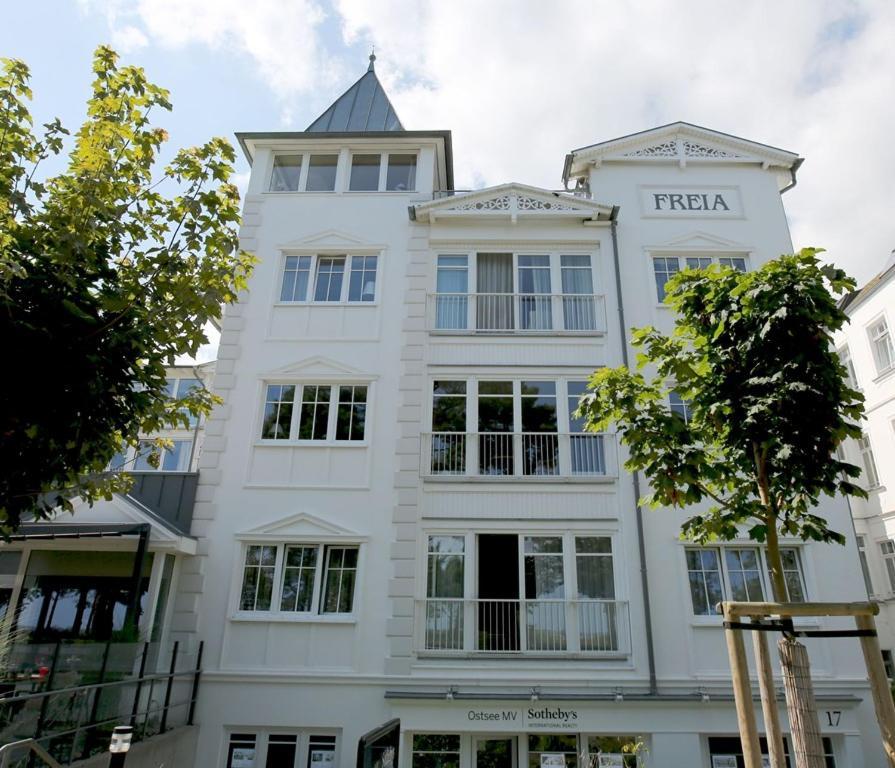 Fewo Direkt Am Strand Mit Meerblick Und Suedbalkon, Villa Freia 27, Остзебад Бинц Екстериор снимка